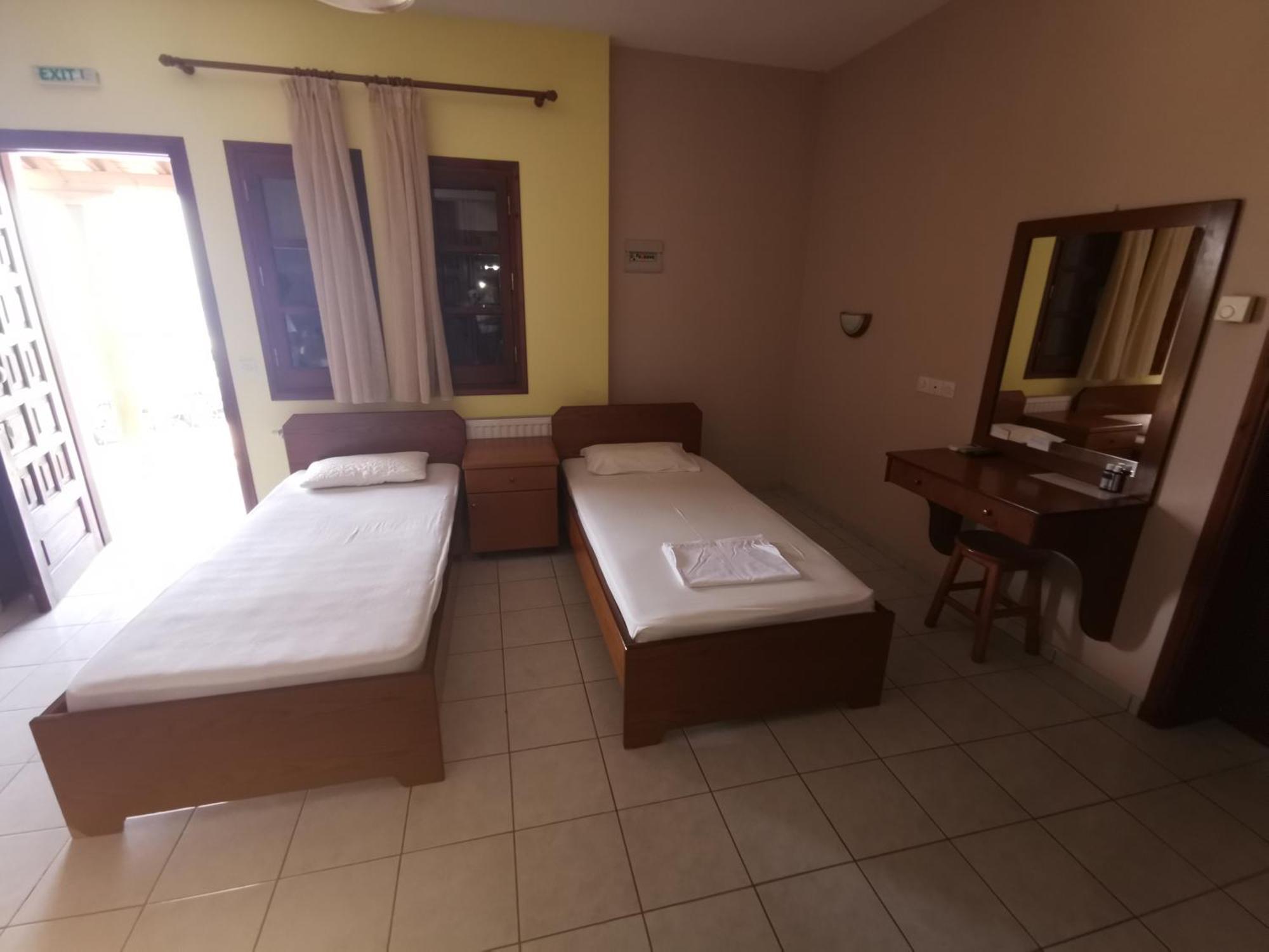 Apartamento Platanias Hillside Habitación foto